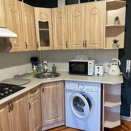 Freddies Apartment キエフ エクステリア 写真