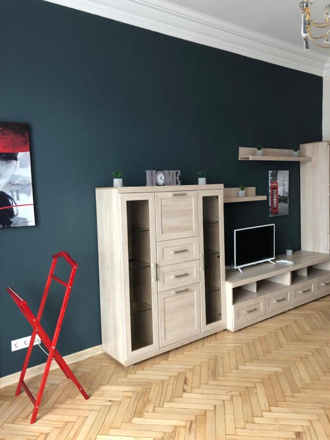 Freddies Apartment キエフ エクステリア 写真